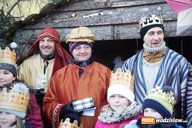 Zdjęcie w galerii na portalu naszwodzislaw.com: Orszak Trzech Kr&oacute;li dotarł do Bluszczowa wiadomości z regionu