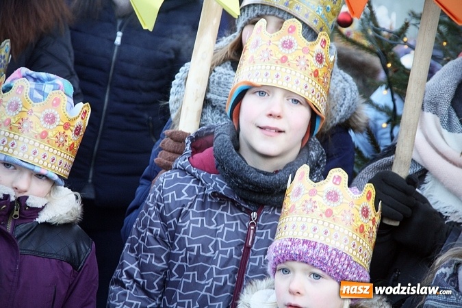 Zdjęcie w galerii na portalu naszwodzislaw.com: Orszak Trzech Kr&oacute;li dotarł do Bluszczowa wiadomości z regionu