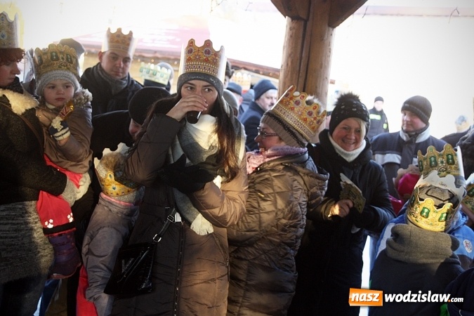Zdjęcie w galerii na portalu naszwodzislaw.com: Orszak Trzech Kr&oacute;li dotarł do Bluszczowa wiadomości z regionu