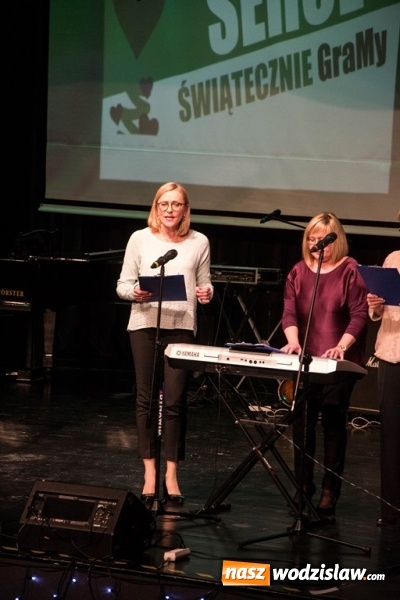 Zdjęcie w galerii na portalu naszwodzislaw.com: Razem we wspólnym celu. Koncert charytatywny w RCK  wiadomości z regionu