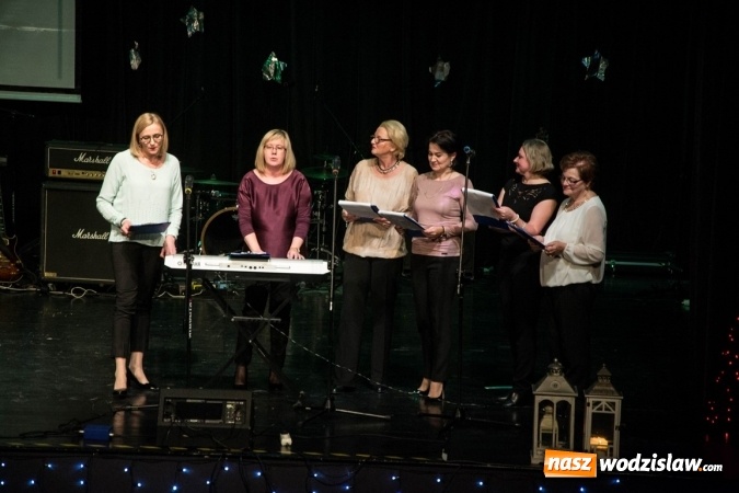 Zdjęcie w galerii na portalu naszwodzislaw.com: Razem we wspólnym celu. Koncert charytatywny w RCK  wiadomości z regionu