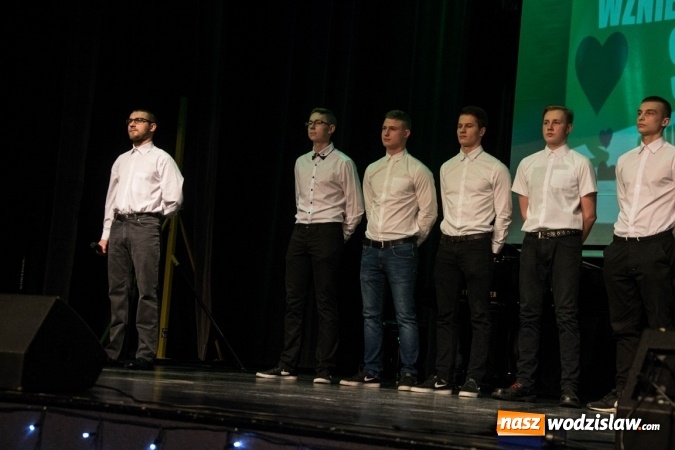 Zdjęcie w galerii na portalu naszwodzislaw.com: Razem we wspólnym celu. Koncert charytatywny w RCK  wiadomości z regionu