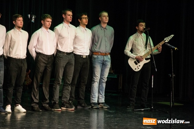 Zdjęcie w galerii na portalu naszwodzislaw.com: Razem we wspólnym celu. Koncert charytatywny w RCK  wiadomości z regionu