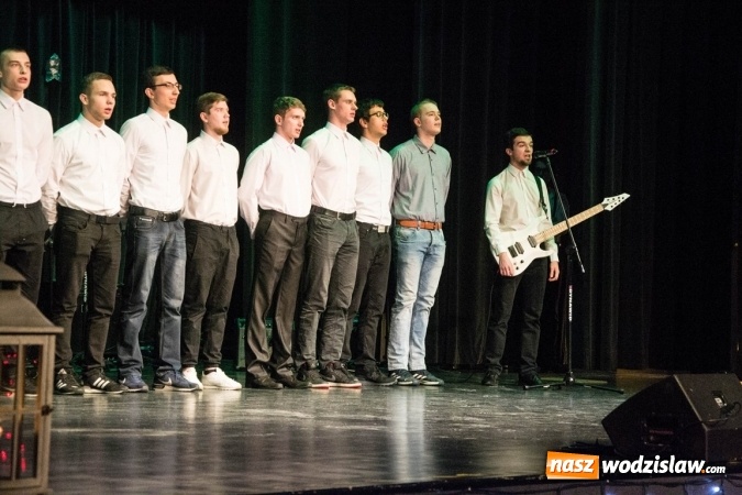 Zdjęcie w galerii na portalu naszwodzislaw.com: Razem we wspólnym celu. Koncert charytatywny w RCK  wiadomości z regionu