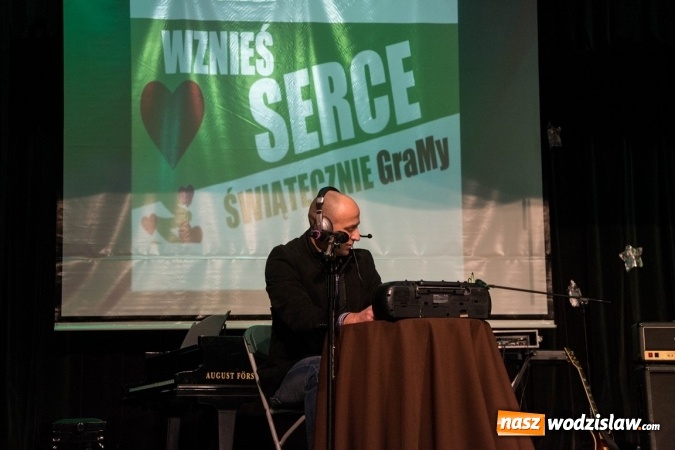 Zdjęcie w galerii na portalu naszwodzislaw.com: Razem we wspólnym celu. Koncert charytatywny w RCK  wiadomości z regionu
