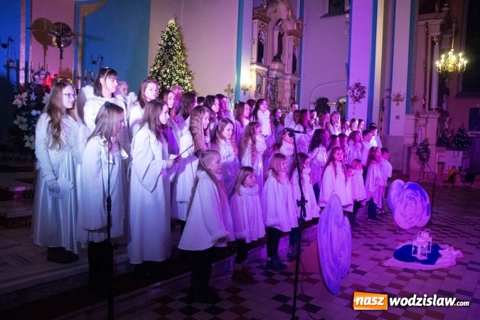 Zdjęcie w galerii na portalu naszwodzislaw.com: W Radlinie kolędowali z Przytupem  wiadomości z regionu