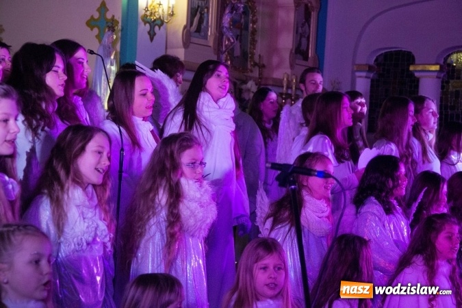 Zdjęcie w galerii na portalu naszwodzislaw.com: W Radlinie kolędowali z Przytupem  wiadomości z regionu