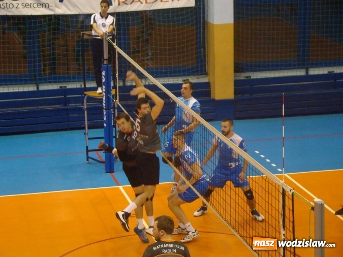 Zdjęcie w galerii na portalu naszwodzislaw.com: Górnik Radlin przegrywa na własnym obiekcie  wiadomości z regionu