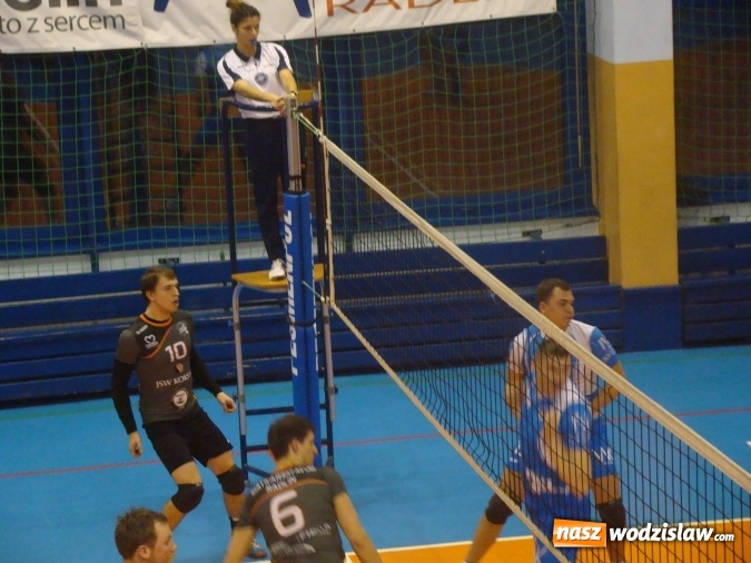 Zdjęcie w galerii na portalu naszwodzislaw.com: Górnik Radlin przegrywa na własnym obiekcie  wiadomości z regionu