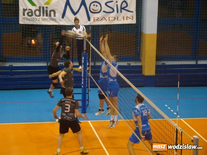 Zdjęcie w galerii na portalu naszwodzislaw.com: Górnik Radlin przegrywa na własnym obiekcie  wiadomości z regionu