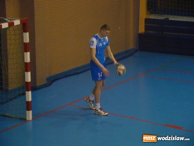 Zdjęcie w galerii na portalu naszwodzislaw.com: Górnik Radlin przegrywa na własnym obiekcie  wiadomości z regionu