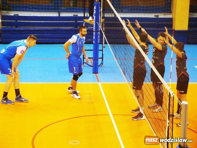 Zdjęcie w galerii na portalu naszwodzislaw.com: Górnik Radlin przegrywa na własnym obiekcie  wiadomości z regionu