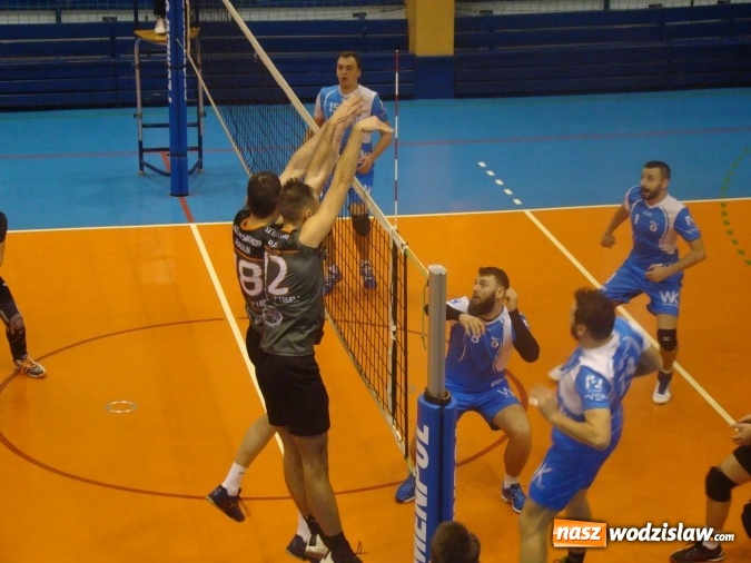 Zdjęcie w galerii na portalu naszwodzislaw.com: Górnik Radlin przegrywa na własnym obiekcie  wiadomości z regionu