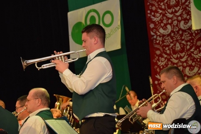 Zdjęcie w galerii na portalu naszwodzislaw.com: Koncert Noworoczny w Radlinie przyciągnął tłumy mieszkańców  wiadomości z regionu