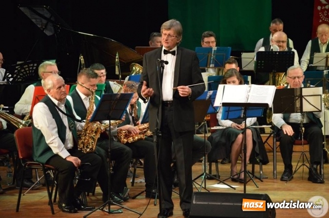 Zdjęcie w galerii na portalu naszwodzislaw.com: Koncert Noworoczny w Radlinie przyciągnął tłumy mieszkańców  wiadomości z regionu