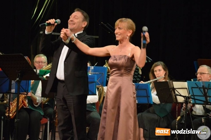 Zdjęcie w galerii na portalu naszwodzislaw.com: Koncert Noworoczny w Radlinie przyciągnął tłumy mieszkańców  wiadomości z regionu