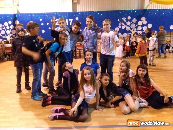 Zdjęcie w galerii na portalu naszwodzislaw.com: Bal karnawałowy. Działo się w Zespole Szkolno - Przedszkolnym nr 5 wiadomości z regionu