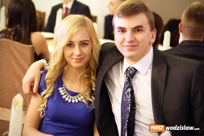 Zdjęcie w galerii na portalu naszwodzislaw.com: Wystartował maraton studni&oacute;wkowy. Uczniowie PCKZiU świętują w Bluszczowie wiadomości z regionu