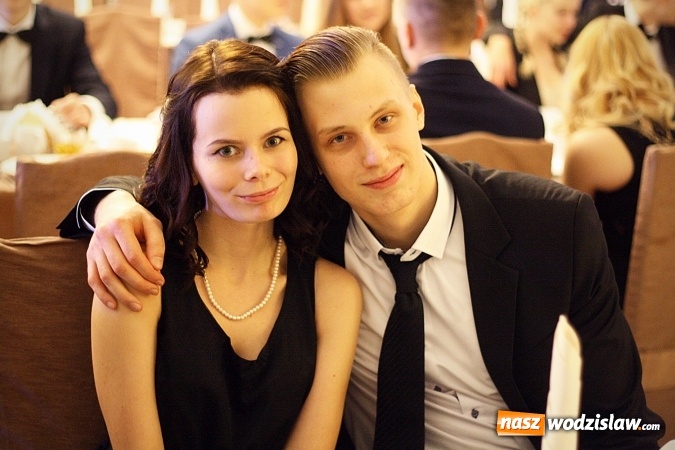 Zdjęcie w galerii na portalu naszwodzislaw.com: Wystartował maraton studni&oacute;wkowy. Uczniowie PCKZiU świętują w Bluszczowie wiadomości z regionu