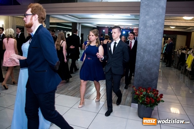 Zdjęcie w galerii na portalu naszwodzislaw.com: Studni&oacute;wka w Premium. Zobacz, jak bawili się maturzyści z ZSP nr 2 w Rydułtowach wiadomości z regionu