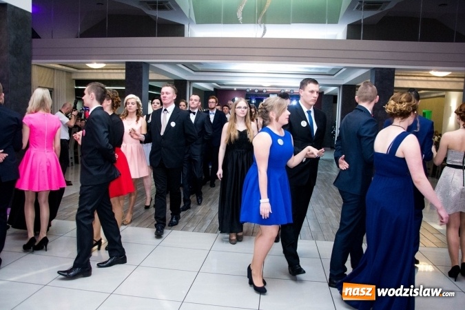 Zdjęcie w galerii na portalu naszwodzislaw.com: Studni&oacute;wka w Premium. Zobacz, jak bawili się maturzyści z ZSP nr 2 w Rydułtowach wiadomości z regionu