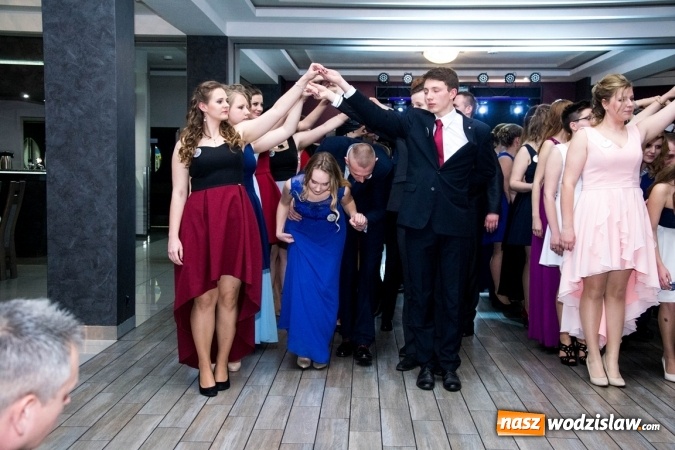 Zdjęcie w galerii na portalu naszwodzislaw.com: Studni&oacute;wka w Premium. Zobacz, jak bawili się maturzyści z ZSP nr 2 w Rydułtowach wiadomości z regionu