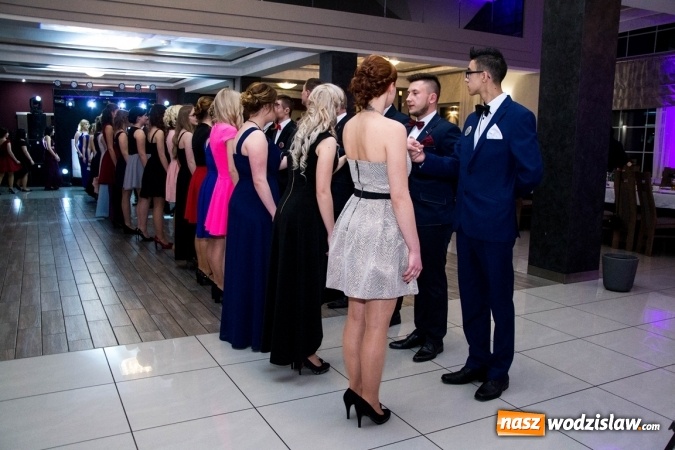 Zdjęcie w galerii na portalu naszwodzislaw.com: Studni&oacute;wka w Premium. Zobacz, jak bawili się maturzyści z ZSP nr 2 w Rydułtowach wiadomości z regionu