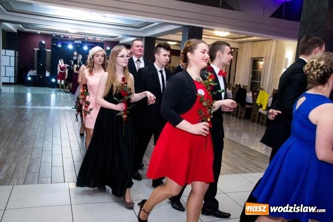 Zdjęcie w galerii na portalu naszwodzislaw.com: Studni&oacute;wka w Premium. Zobacz, jak bawili się maturzyści z ZSP nr 2 w Rydułtowach wiadomości z regionu