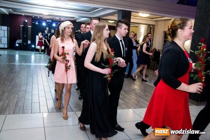 Zdjęcie w galerii na portalu naszwodzislaw.com: Studni&oacute;wka w Premium. Zobacz, jak bawili się maturzyści z ZSP nr 2 w Rydułtowach wiadomości z regionu