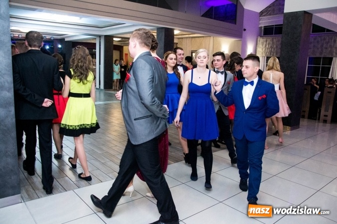 Zdjęcie w galerii na portalu naszwodzislaw.com: Studni&oacute;wka w Premium. Zobacz, jak bawili się maturzyści z ZSP nr 2 w Rydułtowach wiadomości z regionu