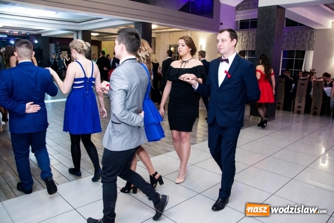 Zdjęcie w galerii na portalu naszwodzislaw.com: Studni&oacute;wka w Premium. Zobacz, jak bawili się maturzyści z ZSP nr 2 w Rydułtowach wiadomości z regionu