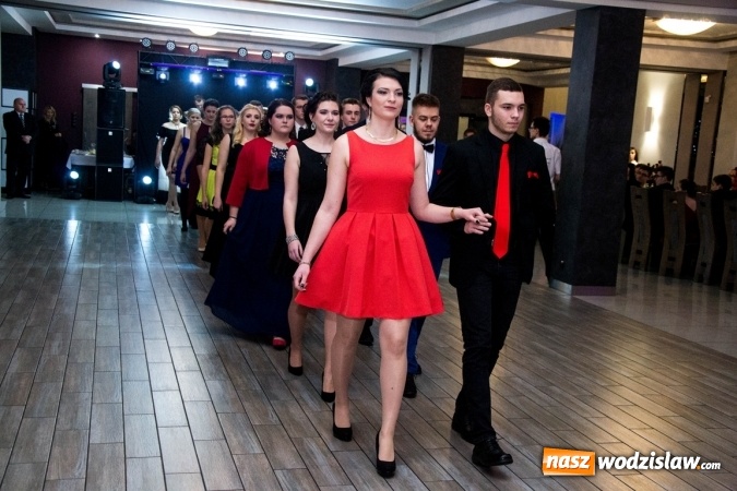 Zdjęcie w galerii na portalu naszwodzislaw.com: Studni&oacute;wka w Premium. Zobacz, jak bawili się maturzyści z ZSP nr 2 w Rydułtowach wiadomości z regionu