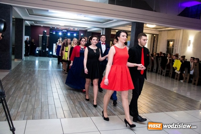 Zdjęcie w galerii na portalu naszwodzislaw.com: Studni&oacute;wka w Premium. Zobacz, jak bawili się maturzyści z ZSP nr 2 w Rydułtowach wiadomości z regionu