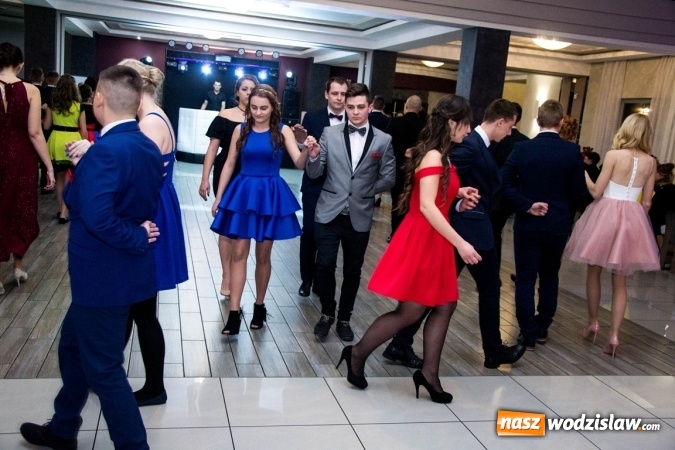 Zdjęcie w galerii na portalu naszwodzislaw.com: Studni&oacute;wka w Premium. Zobacz, jak bawili się maturzyści z ZSP nr 2 w Rydułtowach wiadomości z regionu