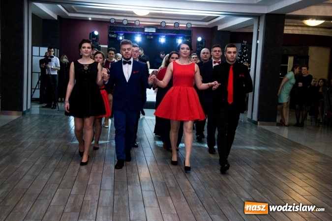 Zdjęcie w galerii na portalu naszwodzislaw.com: Studni&oacute;wka w Premium. Zobacz, jak bawili się maturzyści z ZSP nr 2 w Rydułtowach wiadomości z regionu