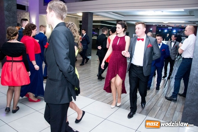 Zdjęcie w galerii na portalu naszwodzislaw.com: Studni&oacute;wka w Premium. Zobacz, jak bawili się maturzyści z ZSP nr 2 w Rydułtowach wiadomości z regionu