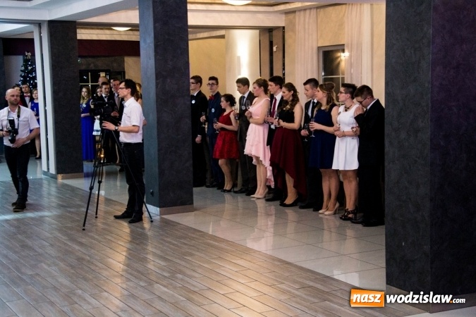 Zdjęcie w galerii na portalu naszwodzislaw.com: Studni&oacute;wka w Premium. Zobacz, jak bawili się maturzyści z ZSP nr 2 w Rydułtowach wiadomości z regionu