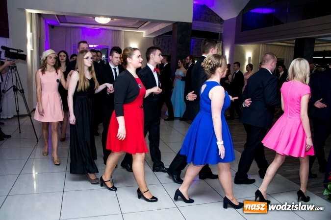 Zdjęcie w galerii na portalu naszwodzislaw.com: Studni&oacute;wka w Premium. Zobacz, jak bawili się maturzyści z ZSP nr 2 w Rydułtowach wiadomości z regionu