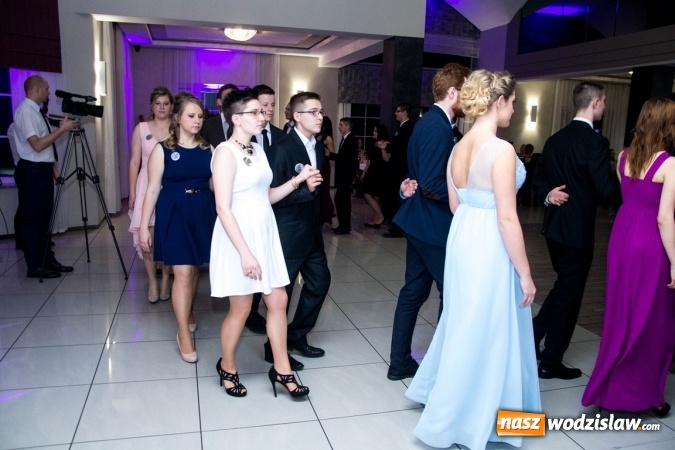 Zdjęcie w galerii na portalu naszwodzislaw.com: Studni&oacute;wka w Premium. Zobacz, jak bawili się maturzyści z ZSP nr 2 w Rydułtowach wiadomości z regionu