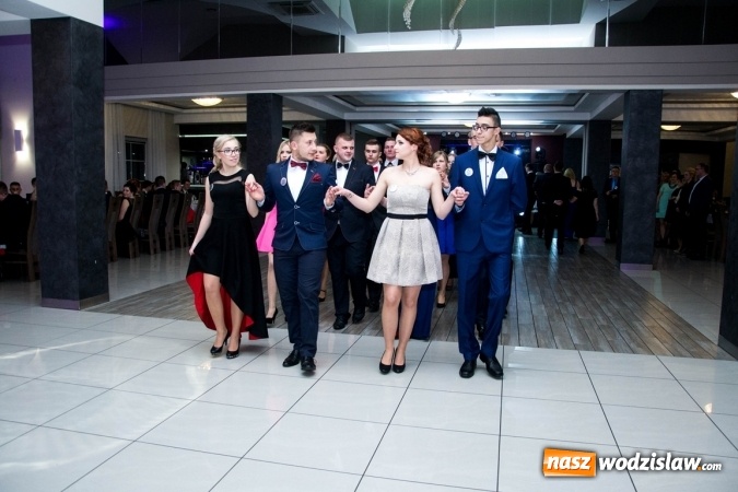 Zdjęcie w galerii na portalu naszwodzislaw.com: Studni&oacute;wka w Premium. Zobacz, jak bawili się maturzyści z ZSP nr 2 w Rydułtowach wiadomości z regionu