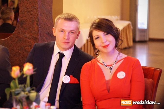 Zdjęcie w galerii na portalu naszwodzislaw.com: Maturzyści PCKZiU bawią się na studniówce w Hotelu Amadeus wiadomości z regionu