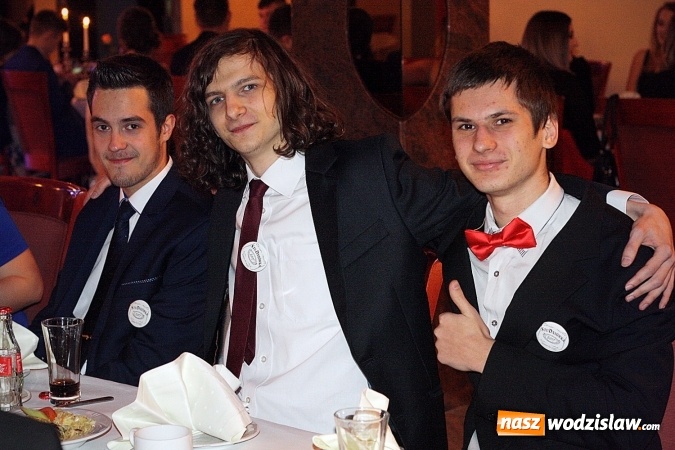 Zdjęcie w galerii na portalu naszwodzislaw.com: Maturzyści PCKZiU bawią się na studniówce w Hotelu Amadeus wiadomości z regionu