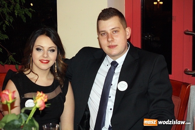 Zdjęcie w galerii na portalu naszwodzislaw.com: Maturzyści PCKZiU bawią się na studniówce w Hotelu Amadeus wiadomości z regionu