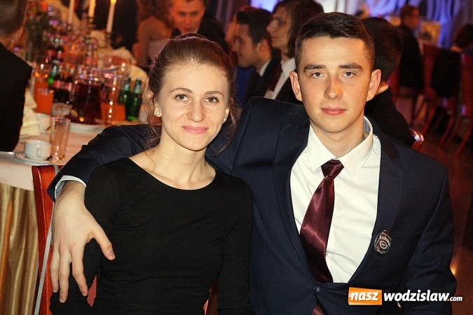 Zdjęcie w galerii na portalu naszwodzislaw.com: Maturzyści PCKZiU bawią się na studniówce w Hotelu Amadeus wiadomości z regionu