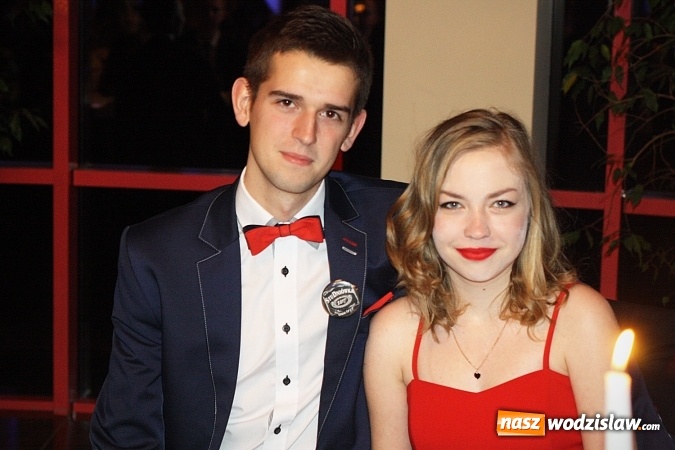 Zdjęcie w galerii na portalu naszwodzislaw.com: Maturzyści PCKZiU bawią się na studniówce w Hotelu Amadeus wiadomości z regionu