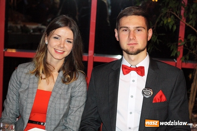 Zdjęcie w galerii na portalu naszwodzislaw.com: Maturzyści PCKZiU bawią się na studniówce w Hotelu Amadeus wiadomości z regionu