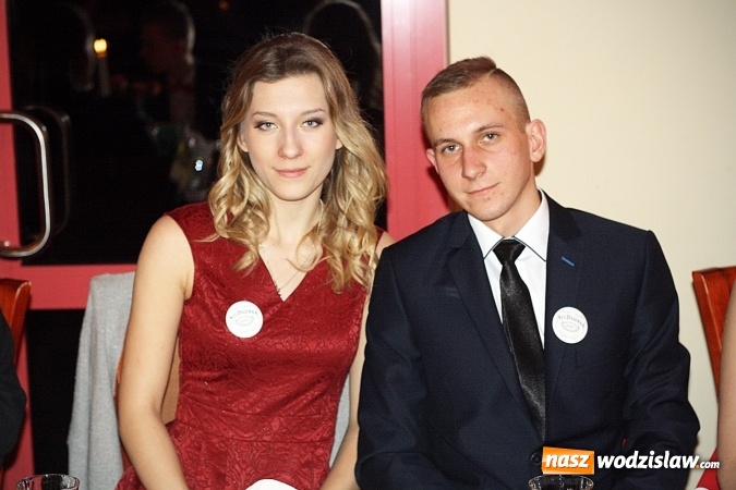 Zdjęcie w galerii na portalu naszwodzislaw.com: Maturzyści PCKZiU bawią się na studniówce w Hotelu Amadeus wiadomości z regionu