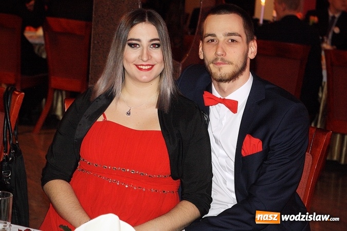 Zdjęcie w galerii na portalu naszwodzislaw.com: Maturzyści PCKZiU bawią się na studniówce w Hotelu Amadeus wiadomości z regionu