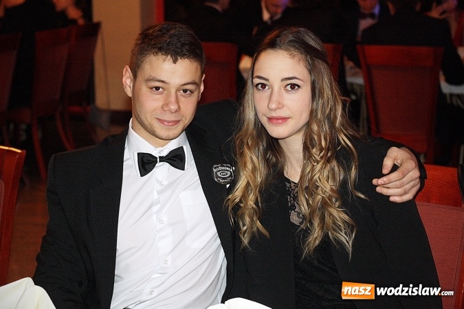 Zdjęcie w galerii na portalu naszwodzislaw.com: Maturzyści PCKZiU bawią się na studniówce w Hotelu Amadeus wiadomości z regionu