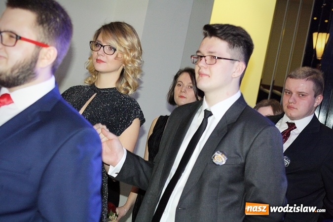 Zdjęcie w galerii na portalu naszwodzislaw.com: Maturzyści PCKZiU bawią się na studniówce w Hotelu Amadeus wiadomości z regionu